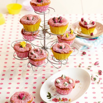 Citroen cupcakes met roosjes