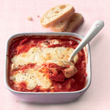 Italiaanse kipschotel met tomaat en chorizo